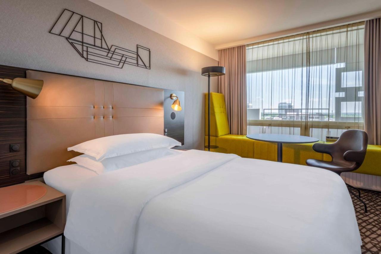 Four Points By Sheraton Munich Arabellapark Exterior photo
